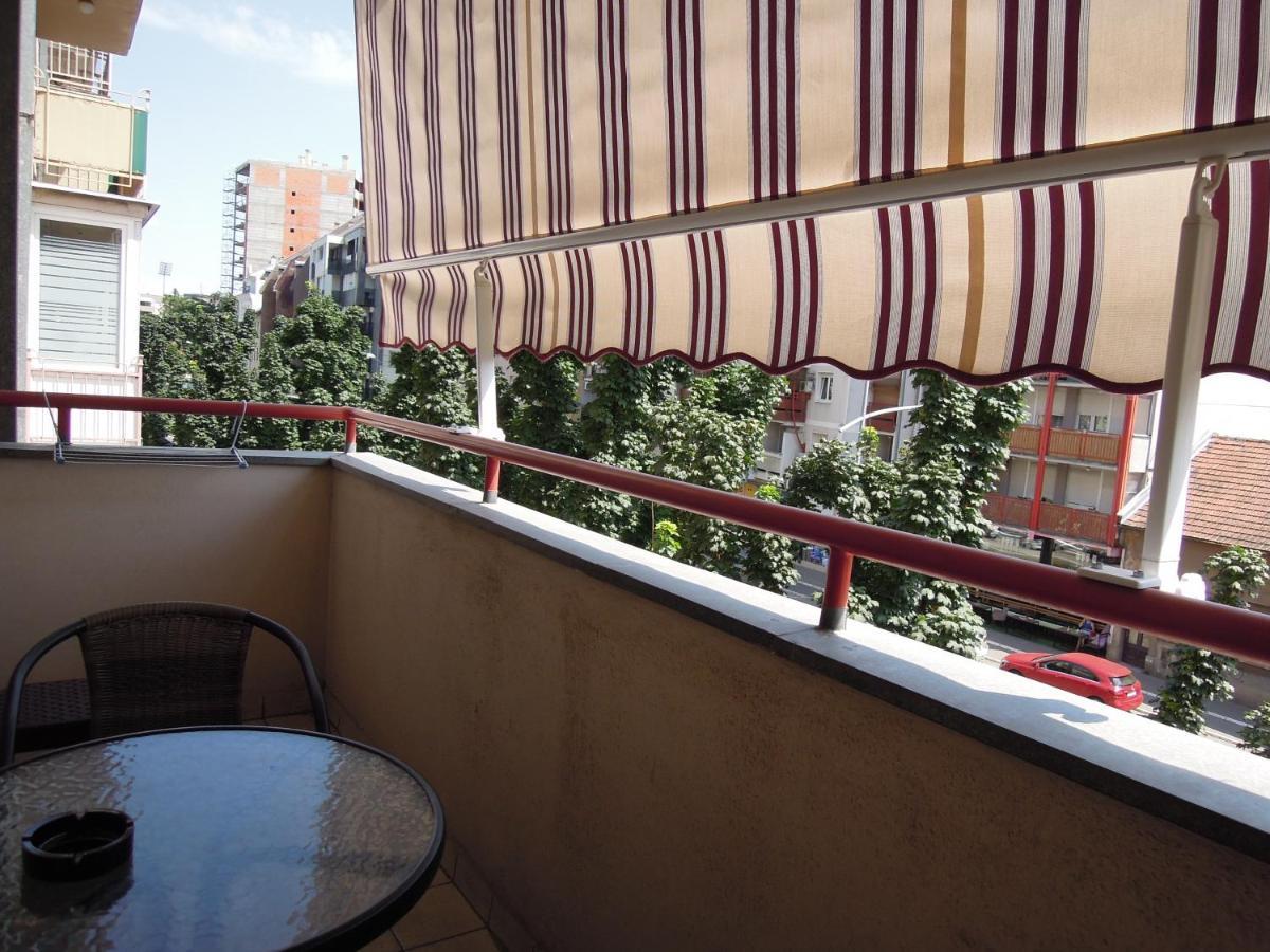 Classic Apartment Novi Sad Exterior foto